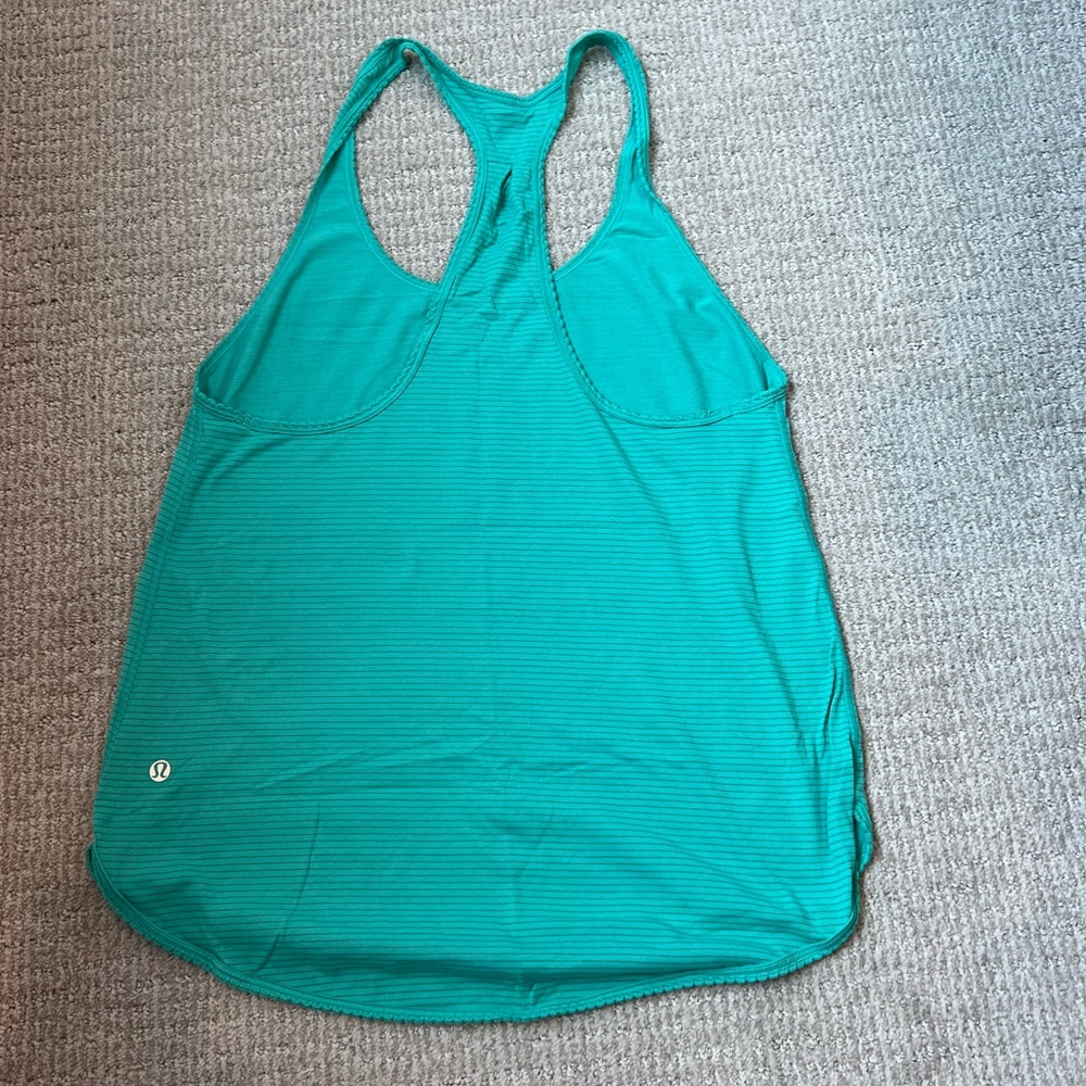 Lululemon 105 F singlet